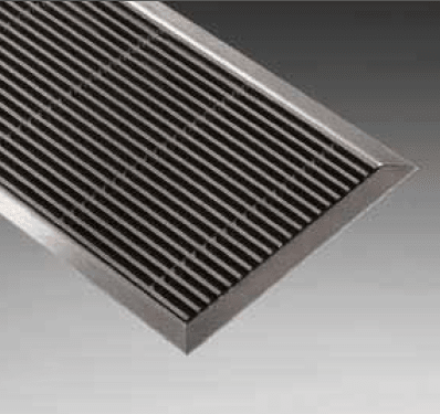 

Напольная модель Clima Canal SNA 8,5/137/17 с алюминиевой решеткой натурального цвета